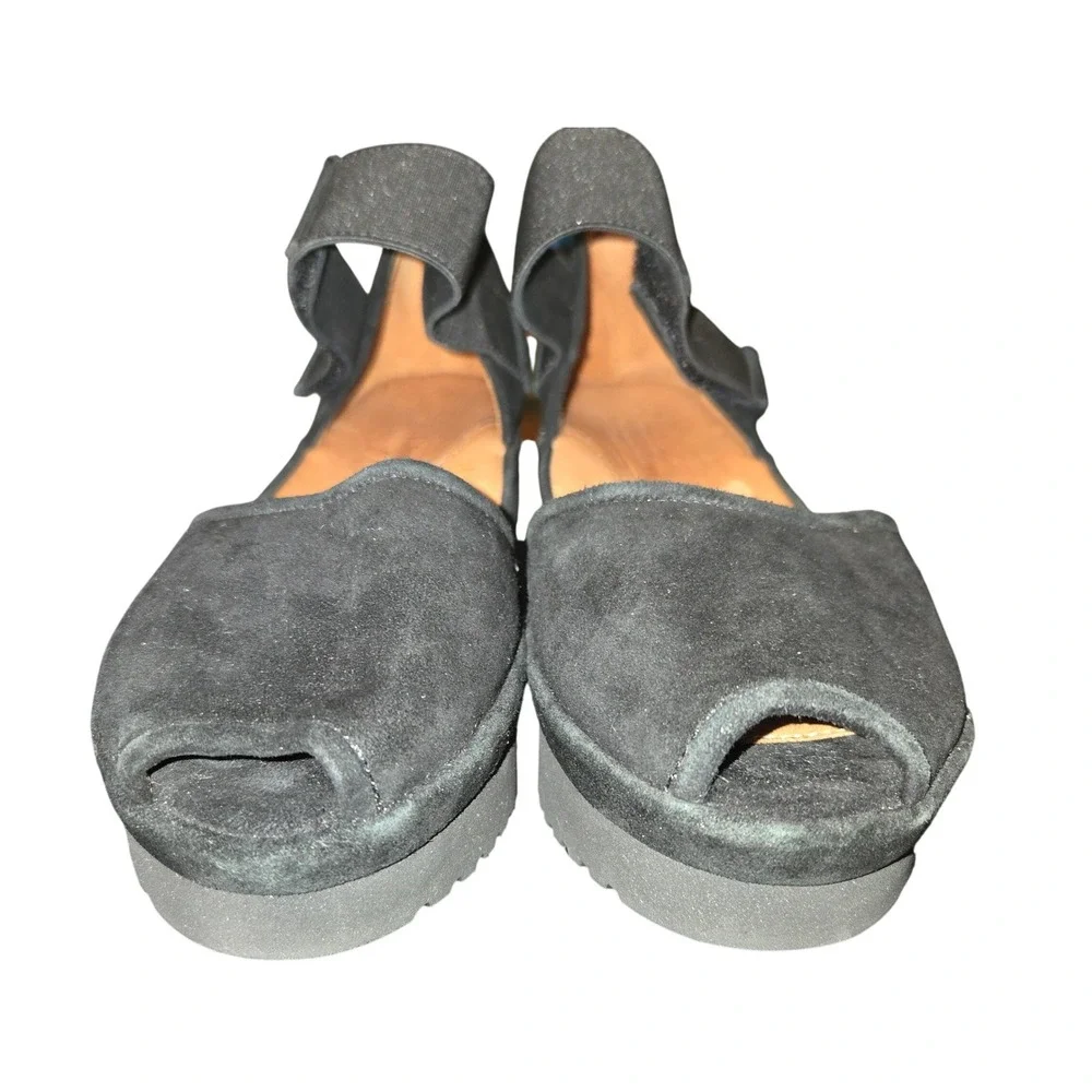 L'Amour Des Pieds Amadour Sandals Womens 7M Black Suede Peep Toe Platform Wedge